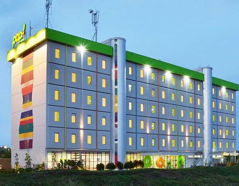 Pop! Hotel Airport Jakarta Tangerang Exterior photo