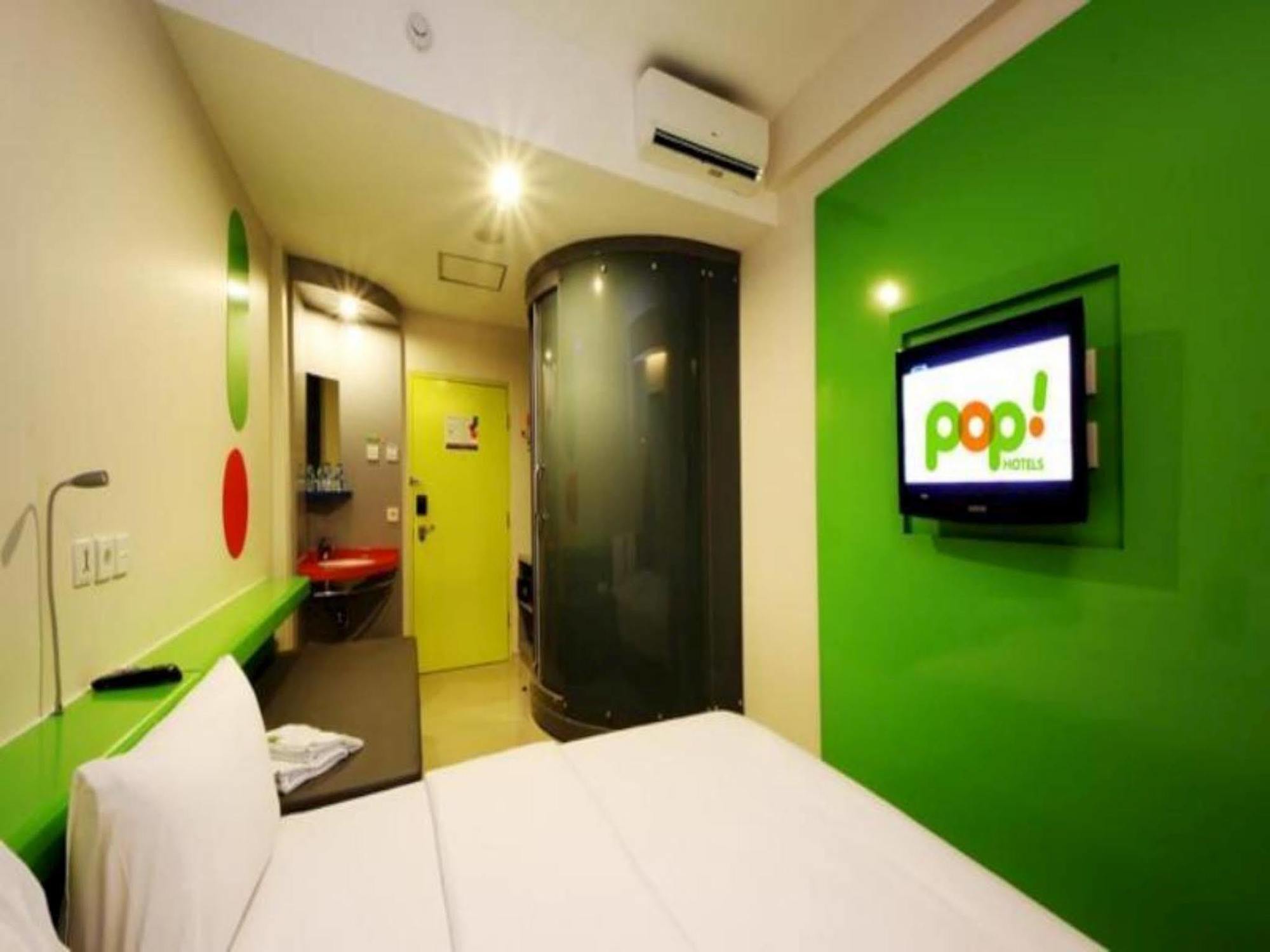 Pop! Hotel Airport Jakarta Tangerang Exterior photo