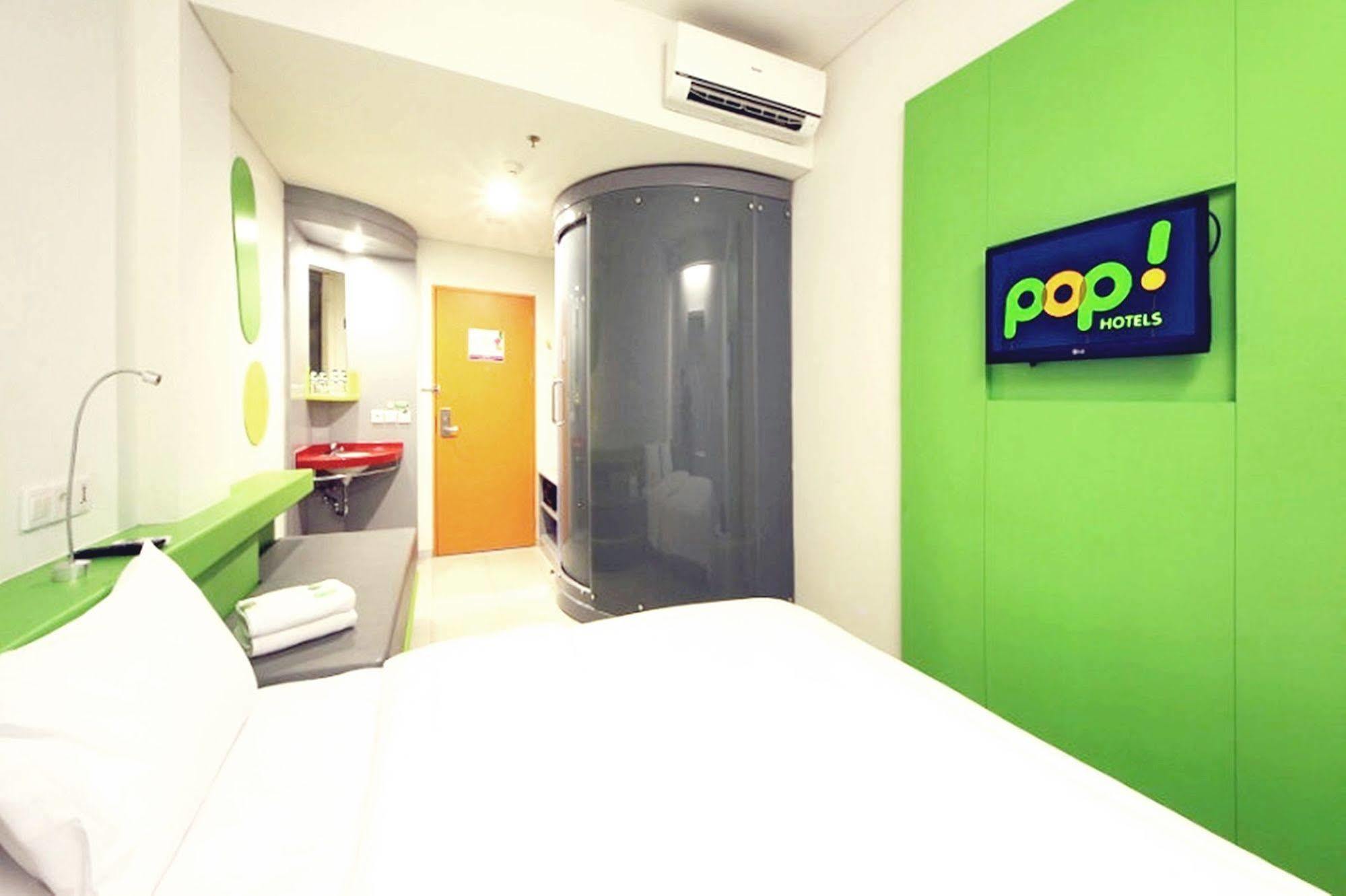 Pop! Hotel Airport Jakarta Tangerang Exterior photo